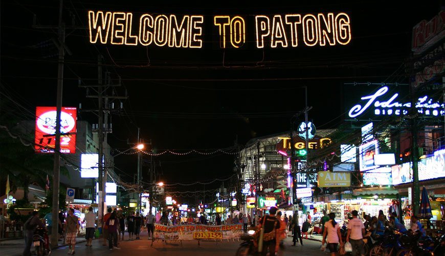 Bangla Road à Patong (Phuket)
