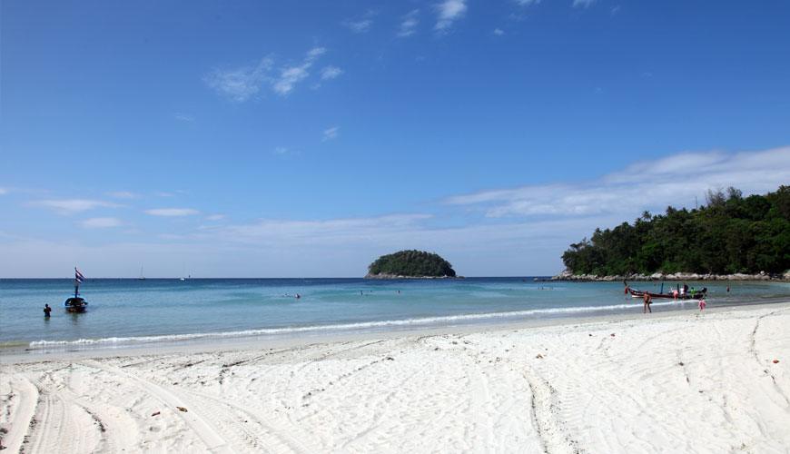 La plage de Kata à Phuket